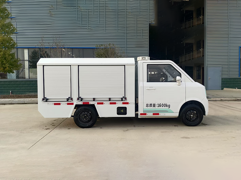 橙仕新能源巡逻车