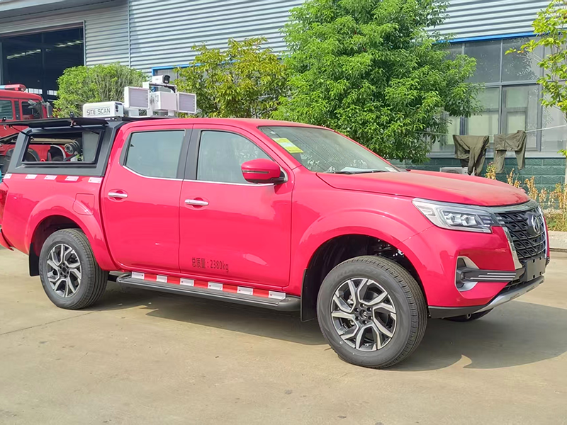 东风锐骐7巡逻车