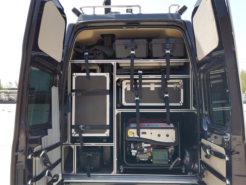 福特 低空防御指挥车